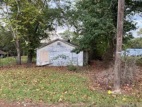 233 G St, Strong, AR 71635 photo 1