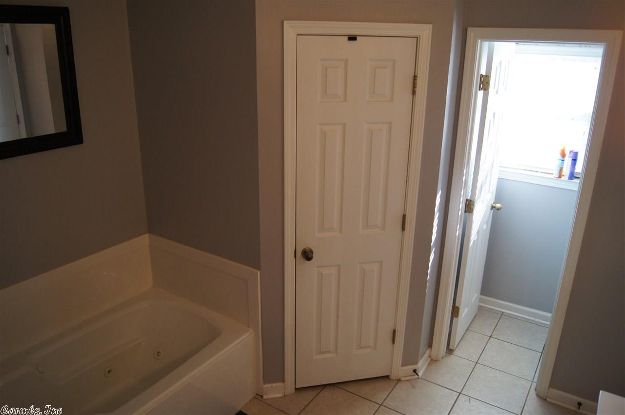 3207 Moonlighting Place Dr, Bryant, AR 72022 photo 9