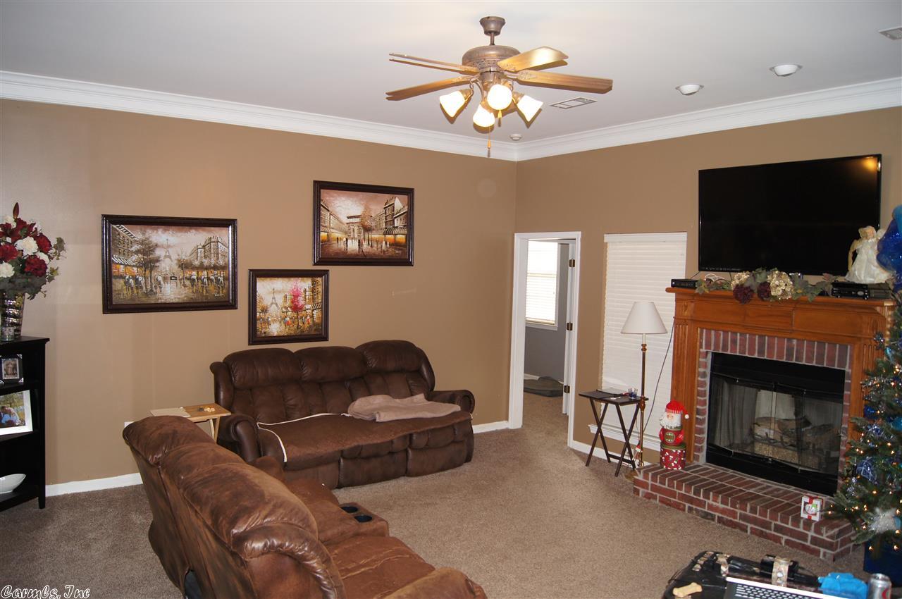 3207 Moonlighting Place Dr, Bryant, AR 72022 photo 4