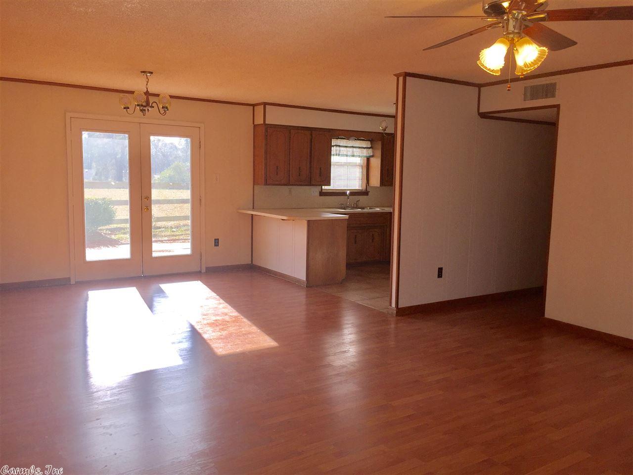 2215 Mchenry Cir, Malvern, AR 72104 photo 7
