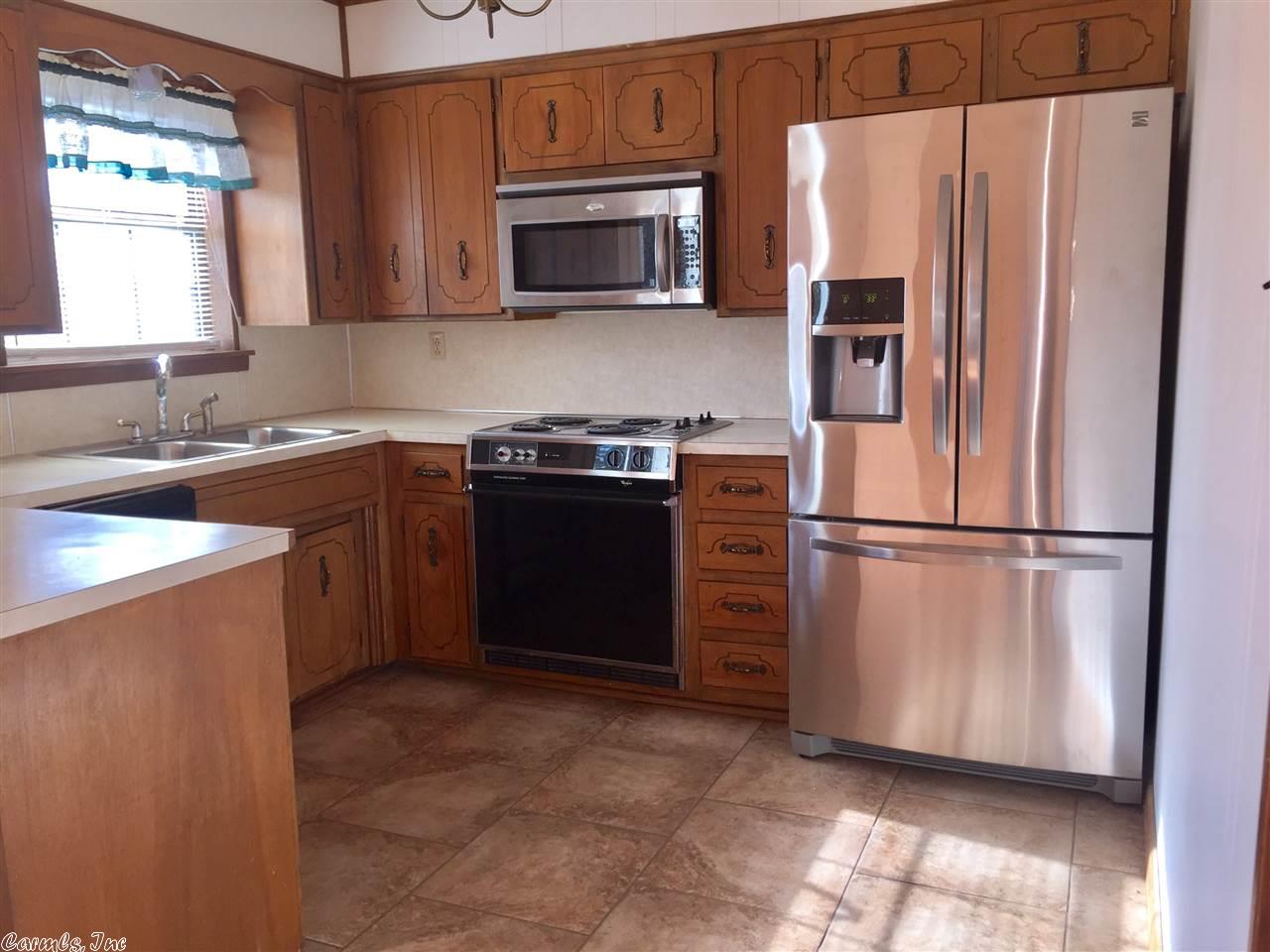 2215 Mchenry Cir, Malvern, AR 72104 photo 9