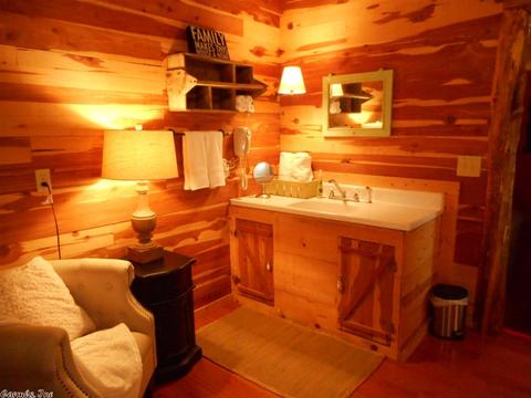 406 Cedar Ave, Mountain View, AR 72560 photo 9