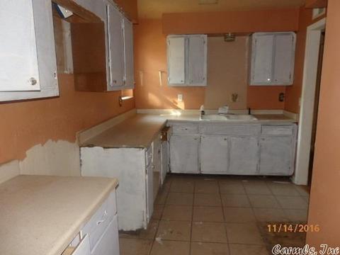 407 S Deborah, Bono, AR 72416 photo 4