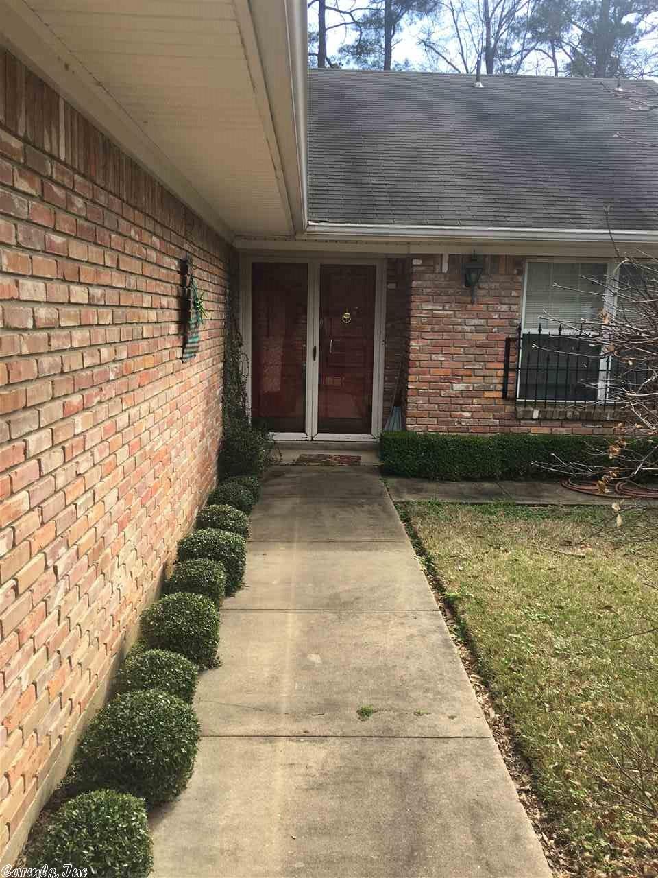520 Greenbriar, Pine Bluff, AR 71603 photo 3