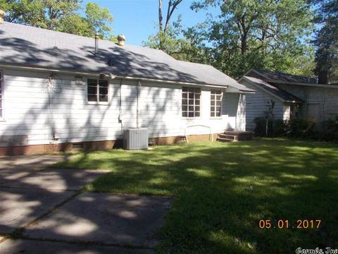 3218 S Cherry St, Pine Bluff, AR 71603 photo 4