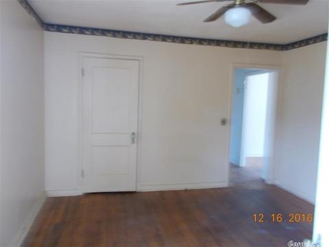 3218 S Cherry St, Pine Bluff, AR 71603 photo 21
