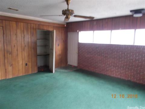 3218 S Cherry St, Pine Bluff, AR 71603 photo 17