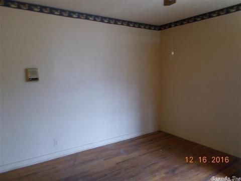 3218 S Cherry St, Pine Bluff, AR 71603 photo 22