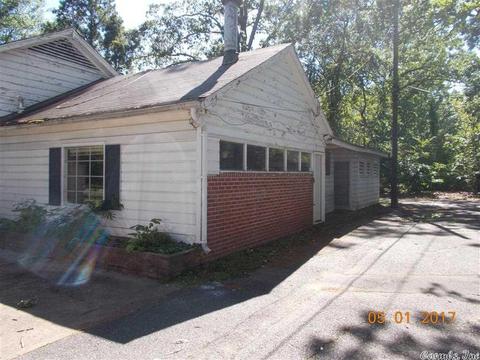 3218 S Cherry St, Pine Bluff, AR 71603 photo 2