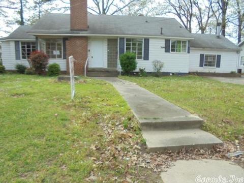 3218 S Cherry St, Pine Bluff, AR 71603 photo 1
