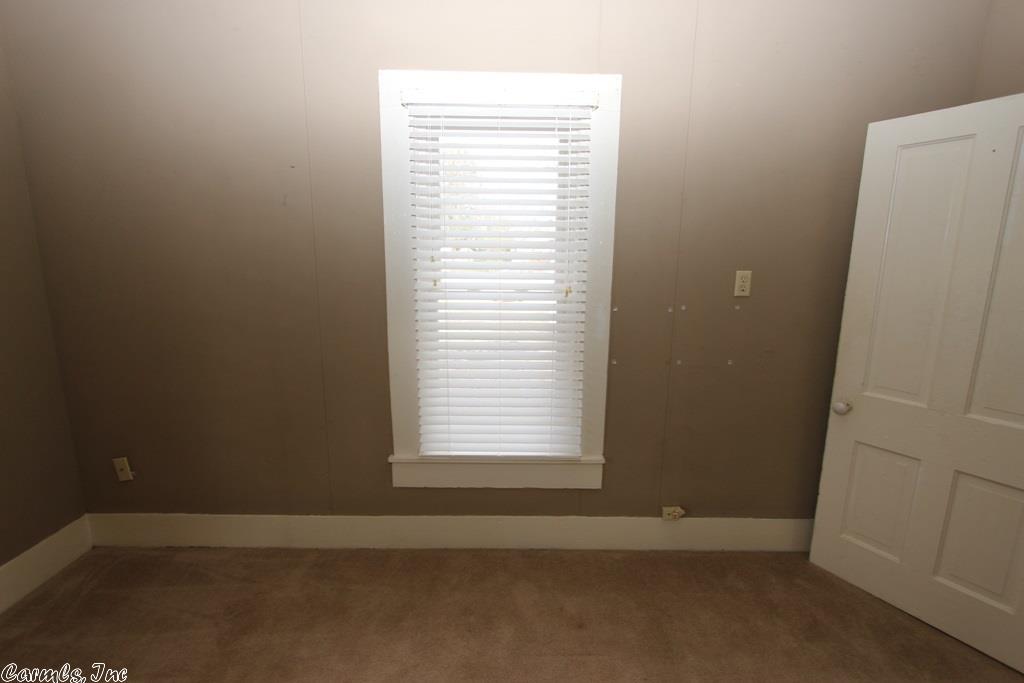 516 1st St, Conway, AR 72032 photo 19