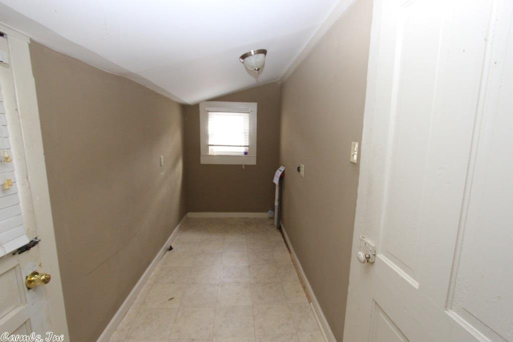 516 1st St, Conway, AR 72032 photo 13