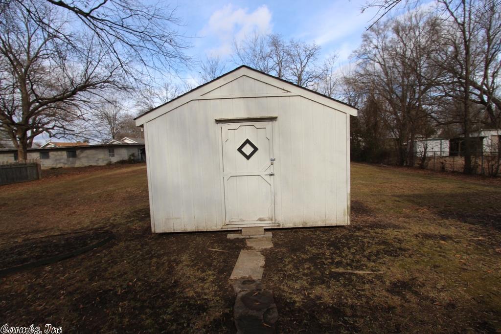 516 1st St, Conway, AR 72032 photo 31
