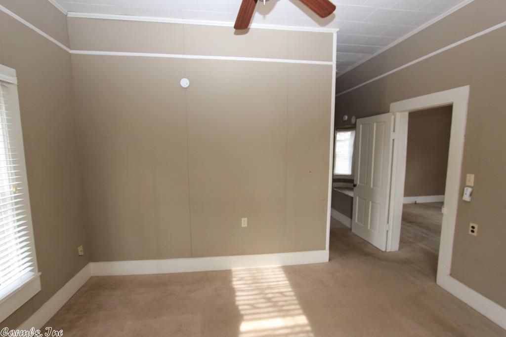 516 1st St, Conway, AR 72032 photo 26