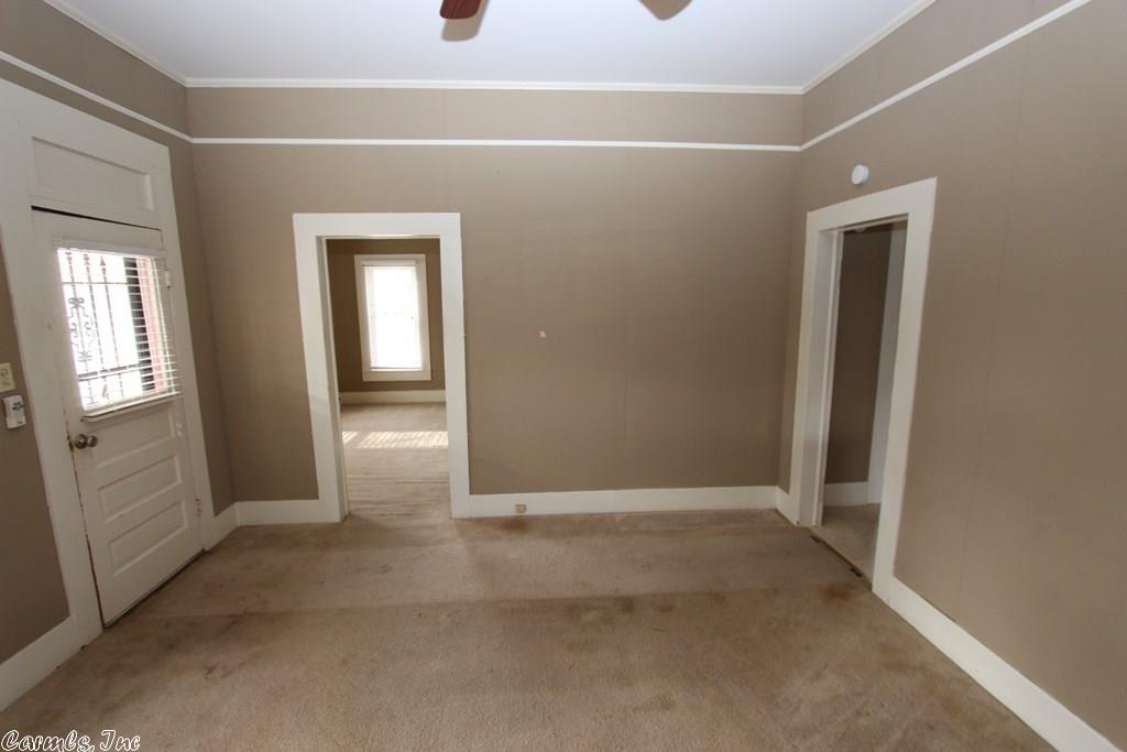516 1st St, Conway, AR 72032 photo 5