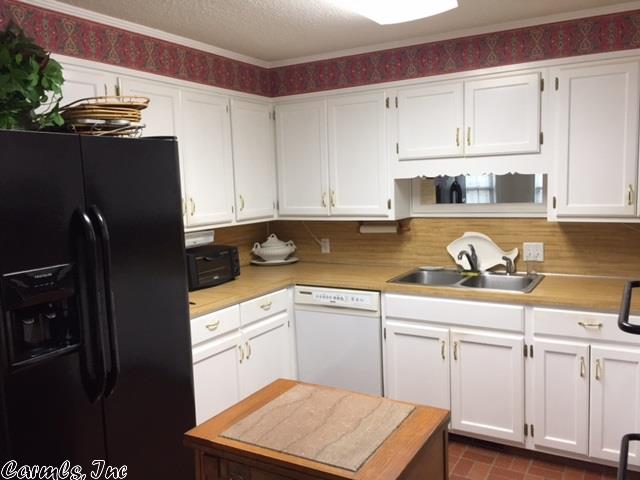 2208 Beau Monde, Pine Bluff, AR 71603 photo 8