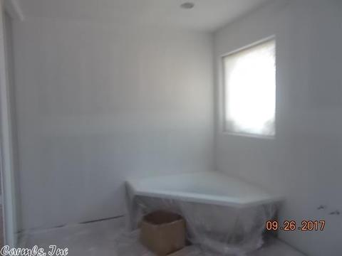 2142 N Fork Cir, Benton, AR 72019 photo 4