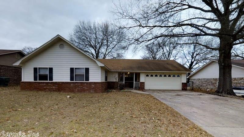 8 Rosemount Dr, Conway, AR 72034 photo 2