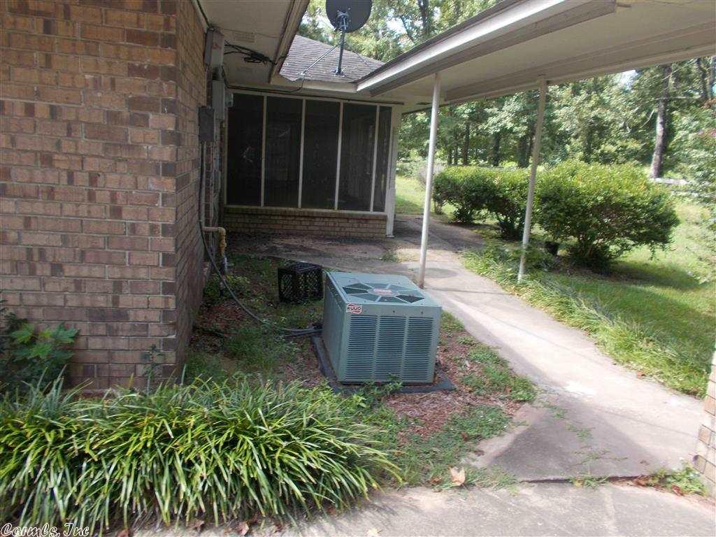 7636 Highway 79 S, Pine Bluff, AR 71603 photo 4