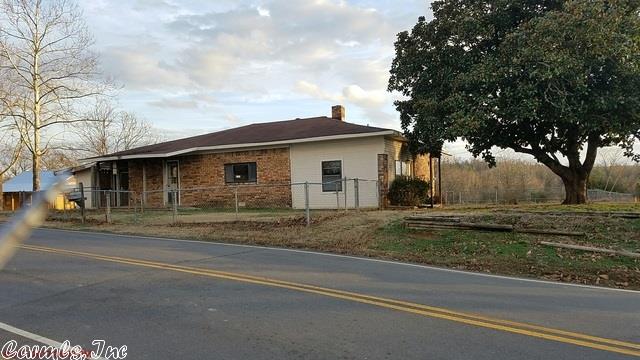 947 Otto, Conway, AR 72032 photo 1