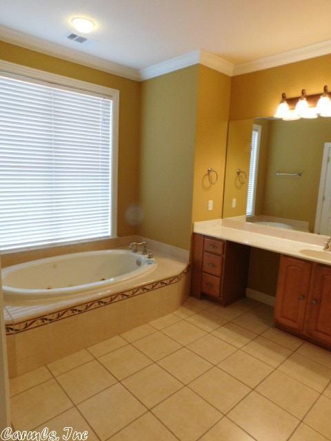 6818 E Worth Ave, Benton, AR 72015 photo 8