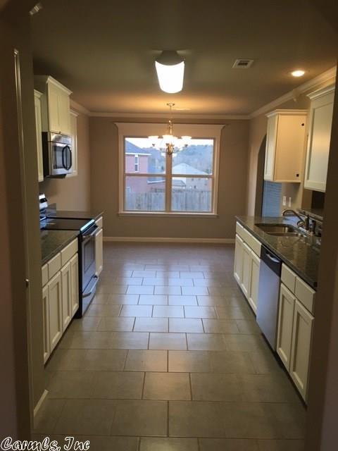 2725 Plateau Dr, Conway, AR 72032 photo 5
