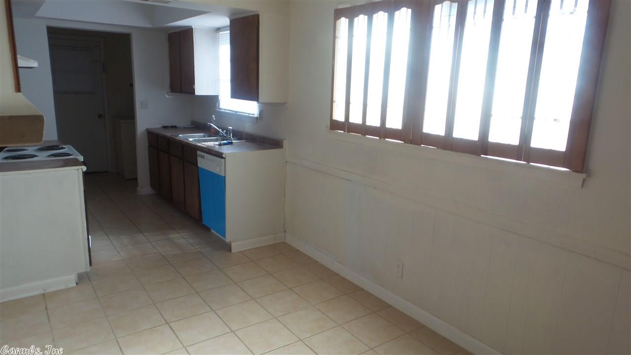 1000 Ashley Dr, Pine Bluff, AR 71601 photo 5