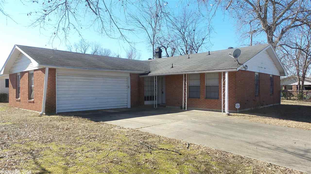 1000 Ashley Dr, Pine Bluff, AR 71601 photo 1
