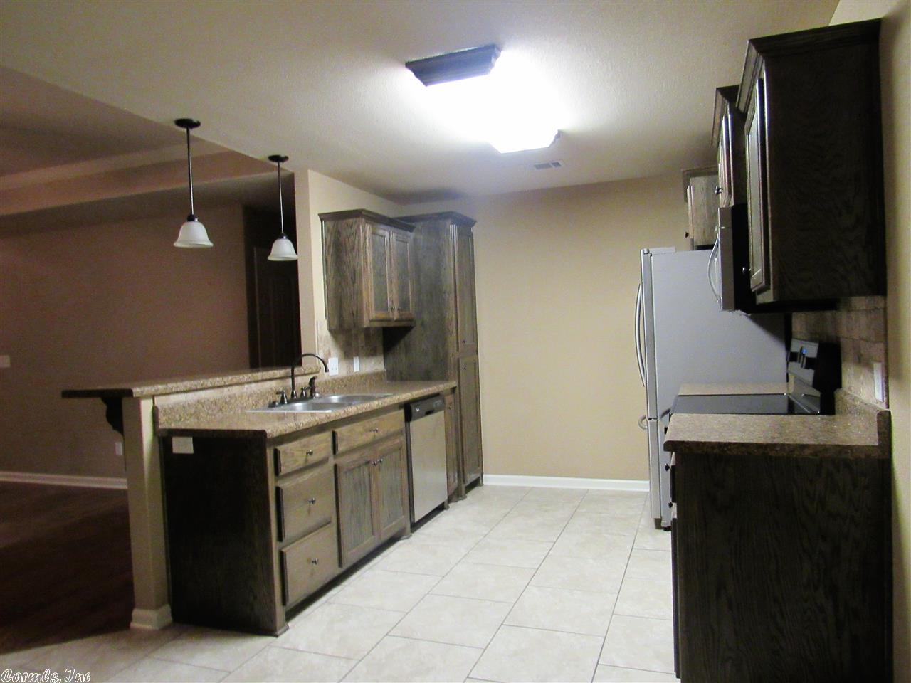 512 St Charles Ct, Haskell, AR 72015 photo 5
