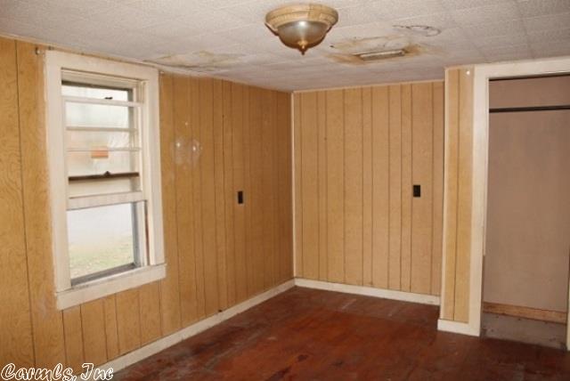 301 E Jefferson St, Mountain View, AR 72560 photo 4