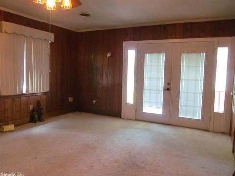 201 W Pine St, Warren, AR 71671 photo 10