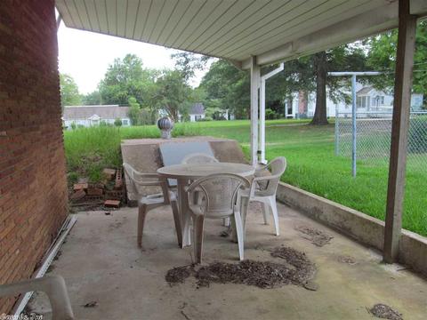201 W Pine St, Warren, AR 71671 photo 25