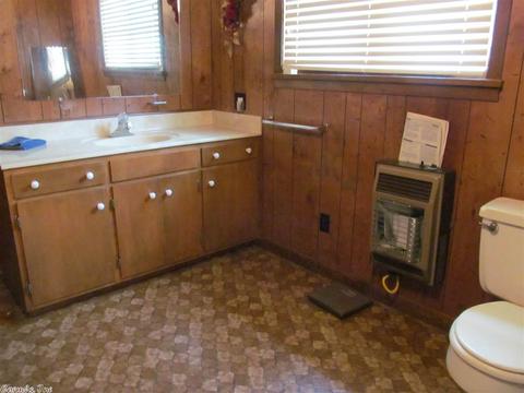 201 W Pine St, Warren, AR 71671 photo 16