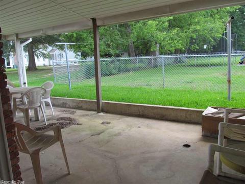 201 W Pine St, Warren, AR 71671 photo 24