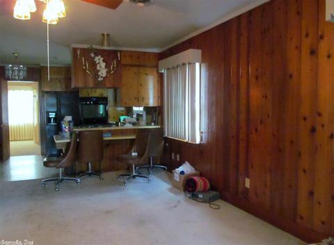 201 W Pine St, Warren, AR 71671 photo 6