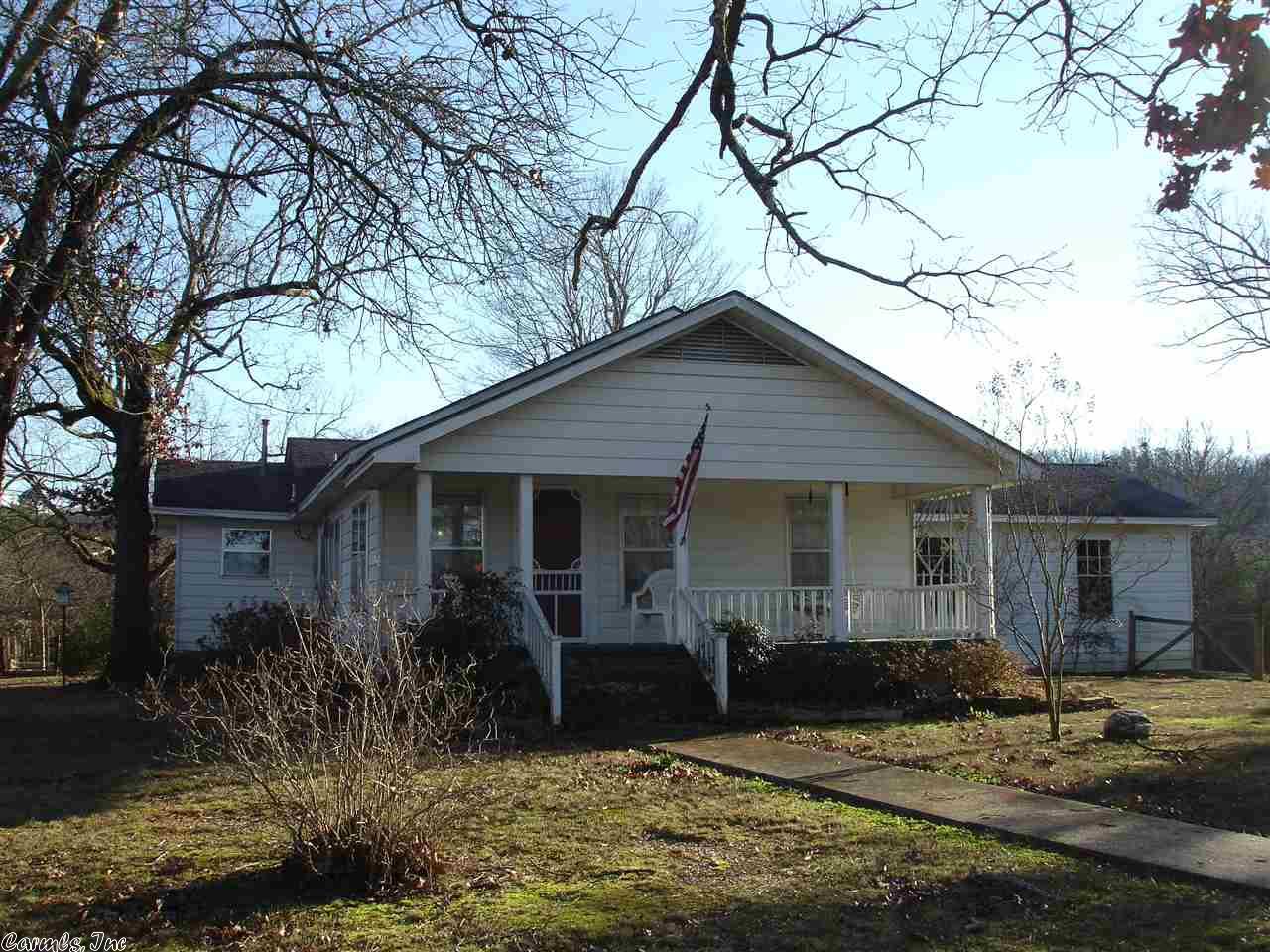 103 W Simpson St, Mount Ida, AR 71957 photo 1