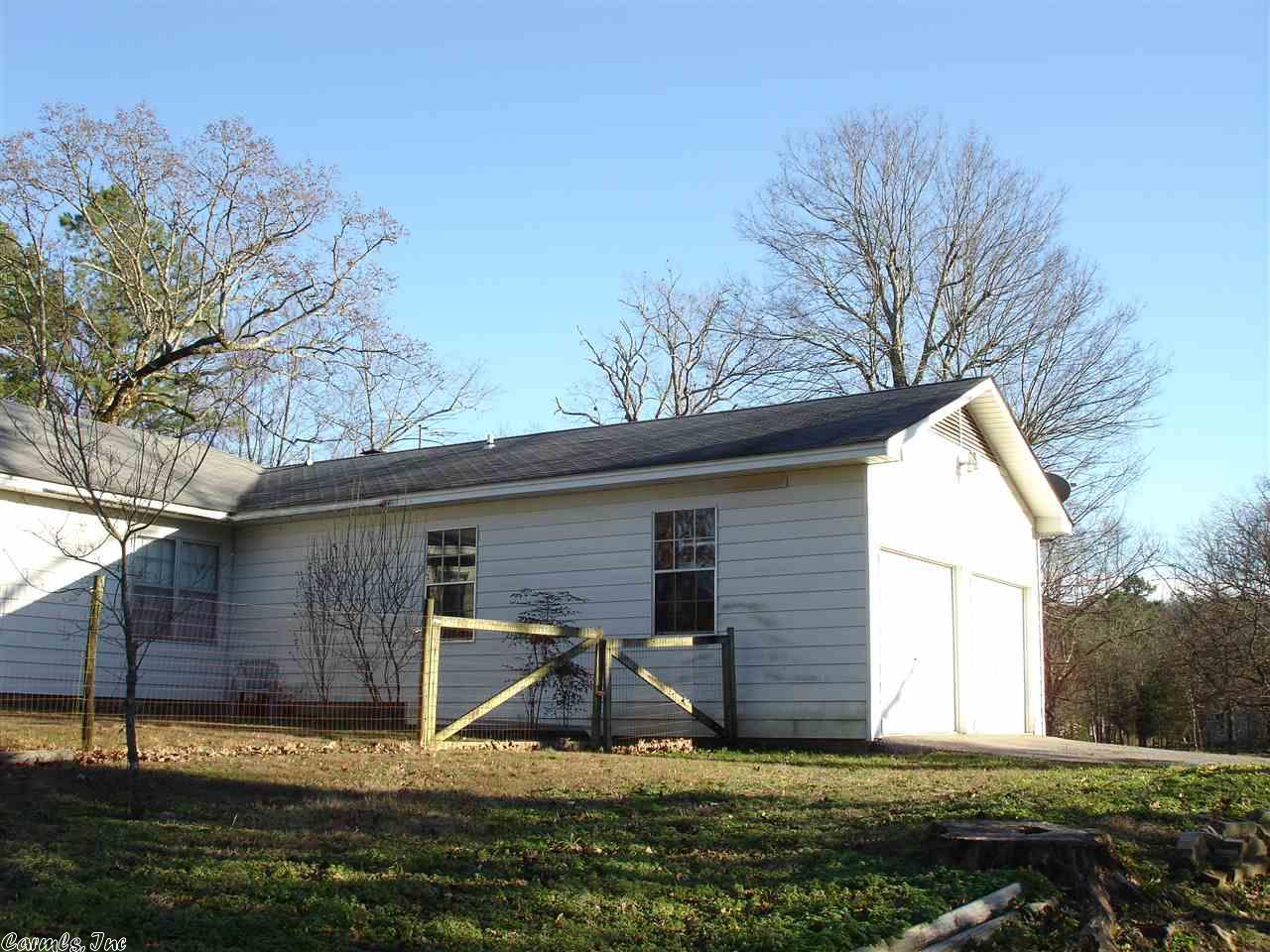 103 W Simpson St, Mount Ida, AR 71957 photo 3