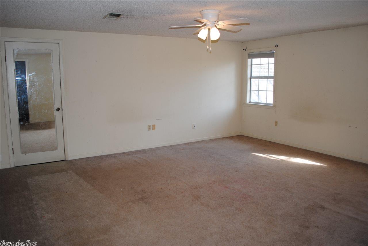 140 Locust Street St, Conway, AR 72034 photo 21