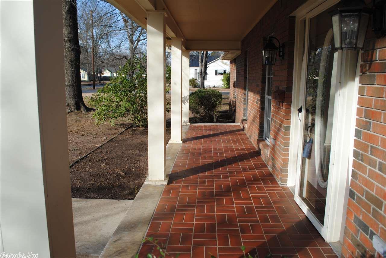 140 Locust Street St, Conway, AR 72034 photo 25
