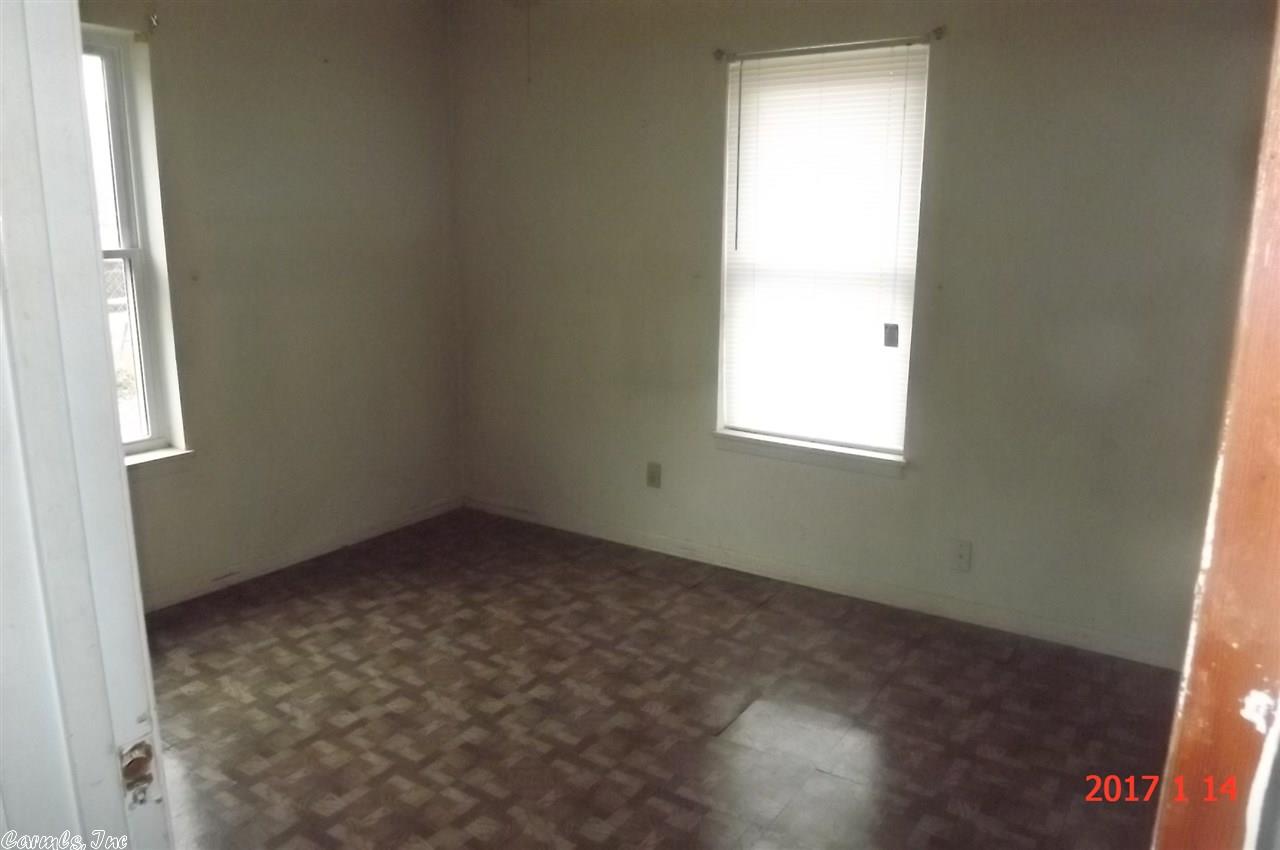 2101 S State St, Pine Bluff, AR 71601 photo 3