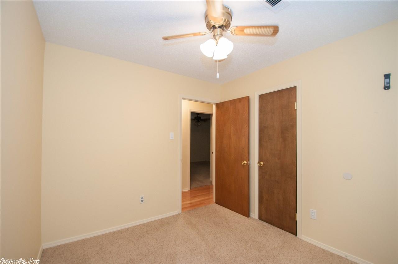 11 Willow Oak Loop, Maumelle, AR 72113 photo 12