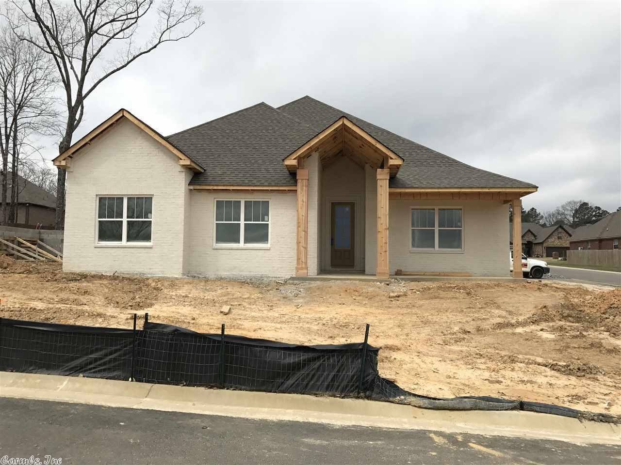 5709 Red Leaf Pt, Benton, AR 72019 photo 1