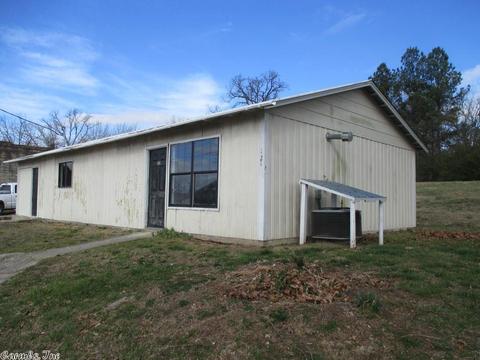 121 E Barton Ave, Cove, AR 71937 photo 1