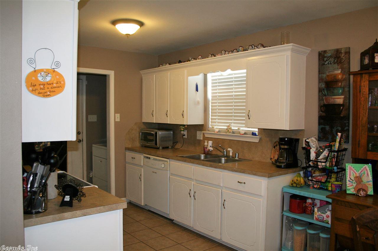 915 April Ln, Beebe, AR 72012 photo 12