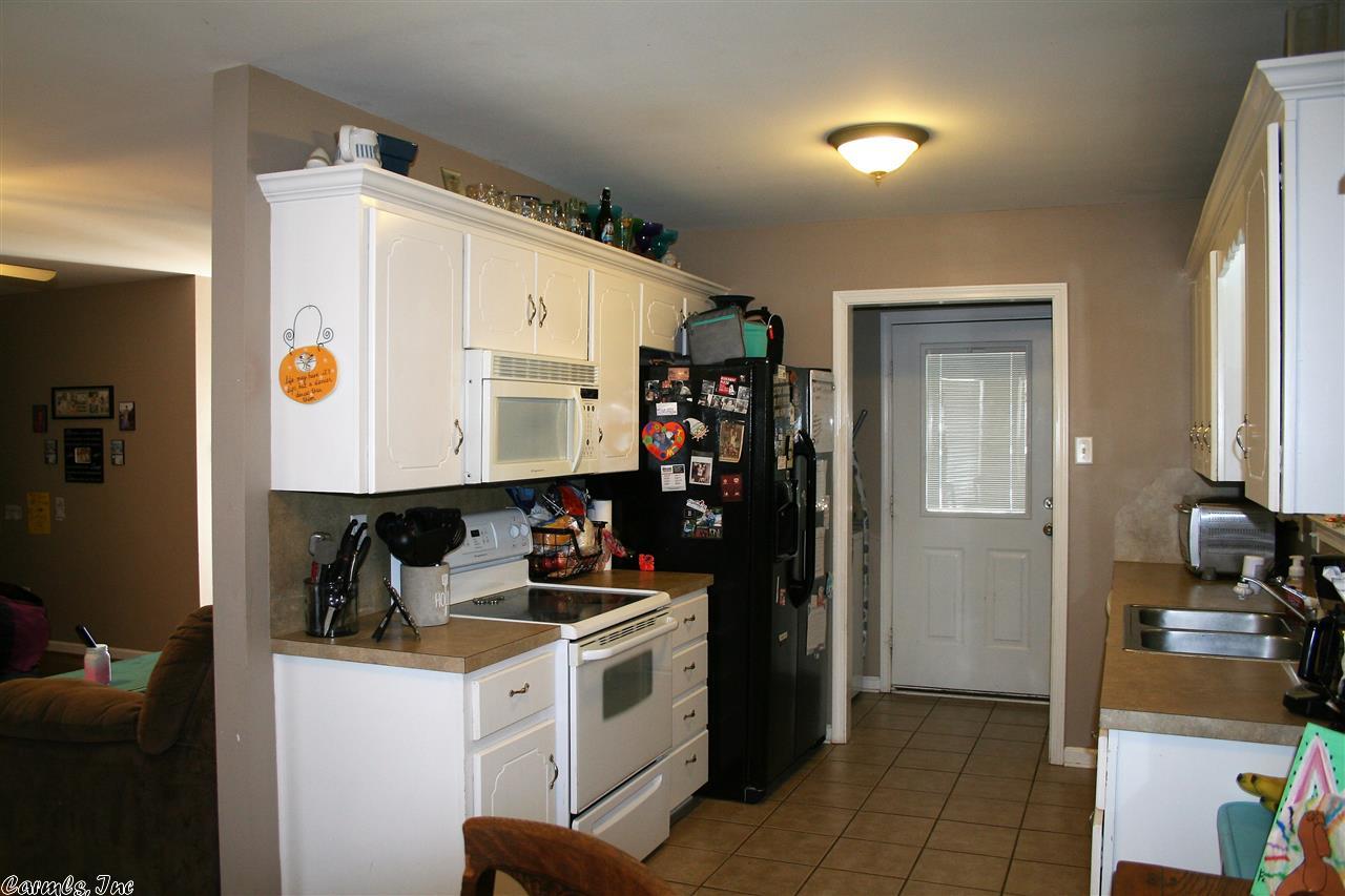915 April Ln, Beebe, AR 72012 photo 11