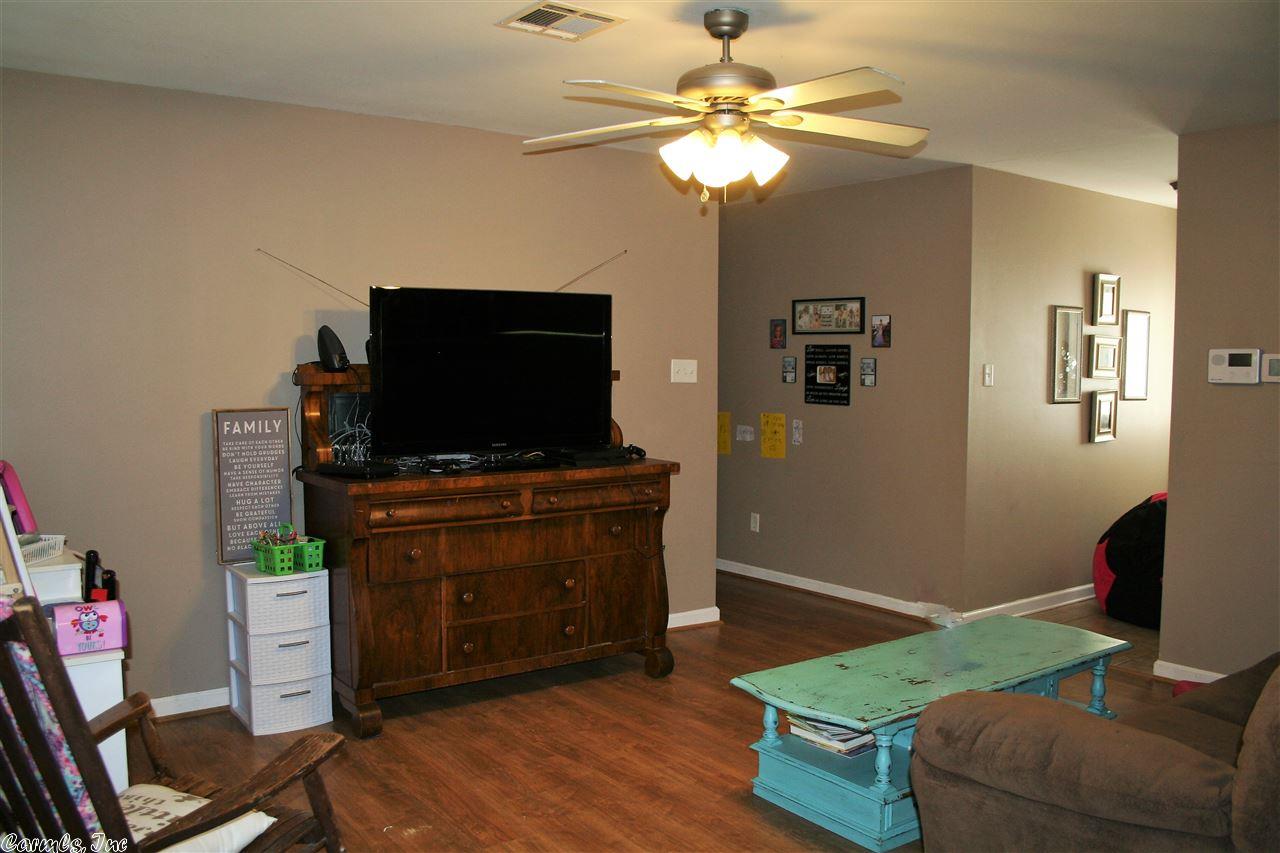 915 April Ln, Beebe, AR 72012 photo 22