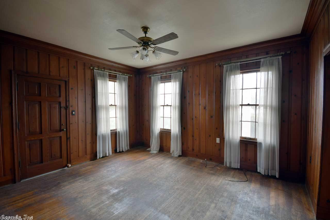 318 E Front St, Lonoke, AR 72086 photo 17