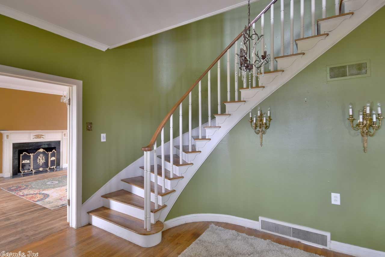 318 E Front St, Lonoke, AR 72086 photo 5
