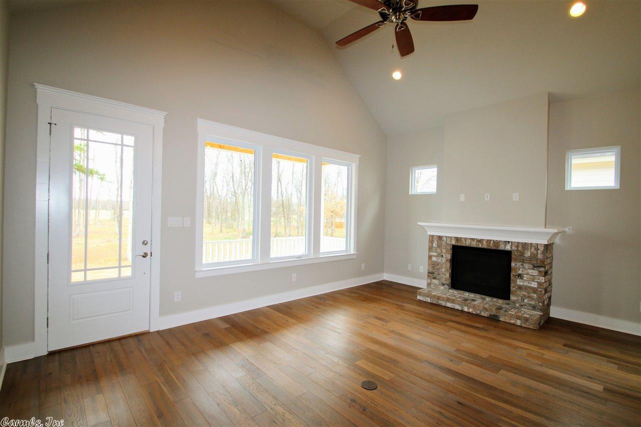 656 Cottage Ln, Benton, AR 72019 photo 16