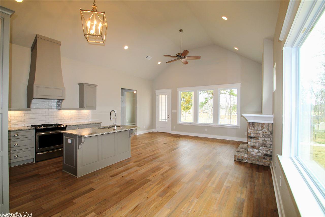 656 Cottage Ln, Benton, AR 72019 photo 12